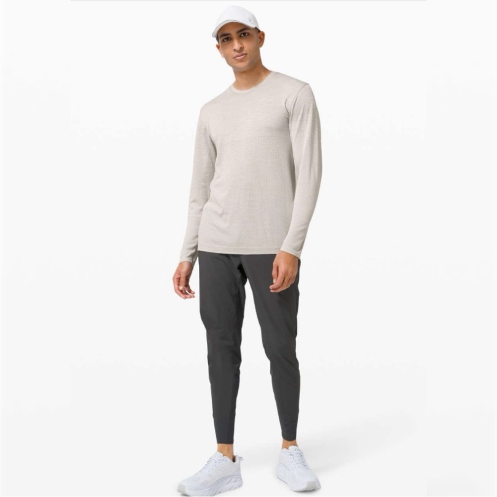 lululemon athletica Long Sleeve Tee in Light Gray - Picture 10 of 10